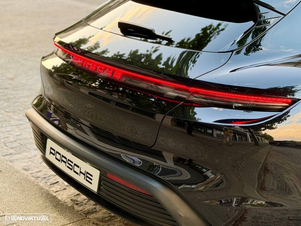 Porsche Taycan Sport Turismo 4S - 18