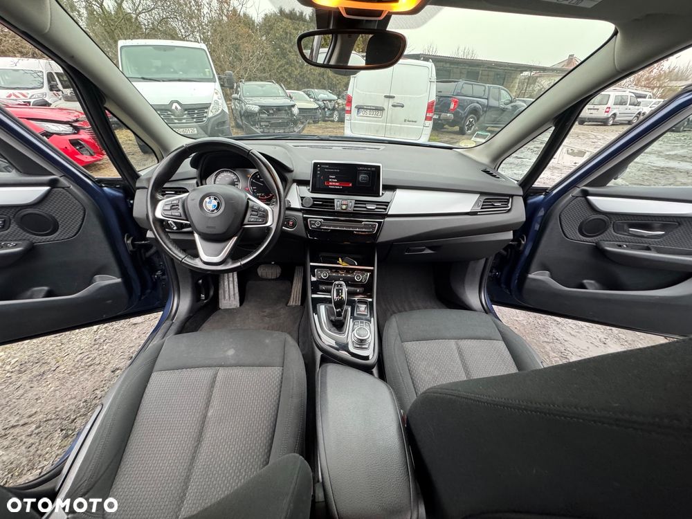 BMW Seria 2 216d GT Sport Line - 12