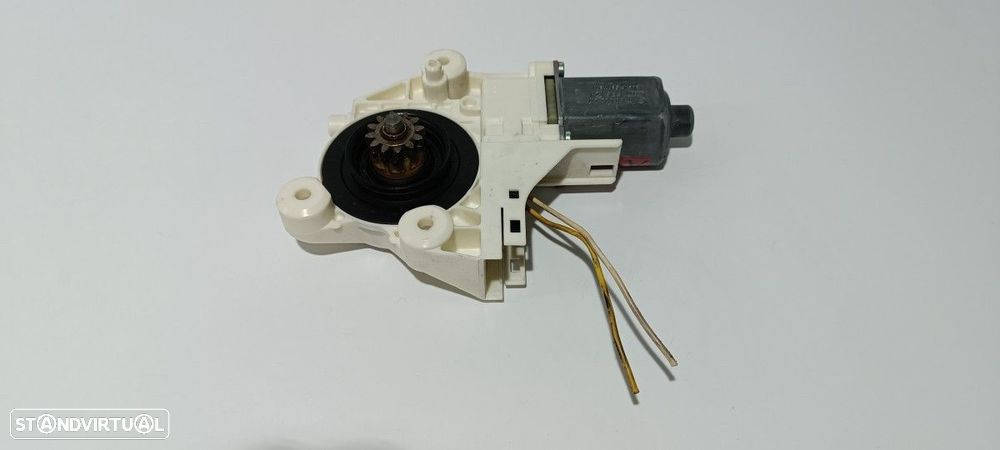 MOTOR ELEVADOR FRENTE ESQUERDO FORD FOCUS BERLINA (CAP) GHIA - 3