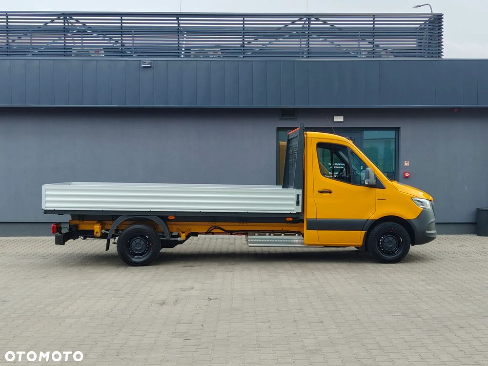 Mercedes-Benz eSprinter - 5