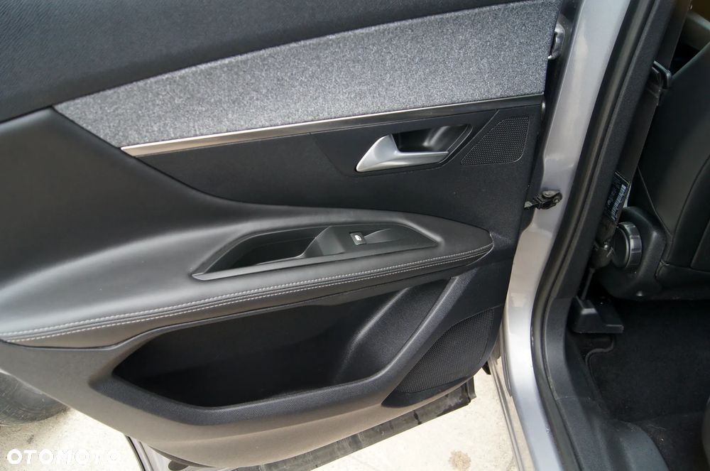 Peugeot 3008 BlueHDi 130 Stop & Start Active Business-Paket - 30