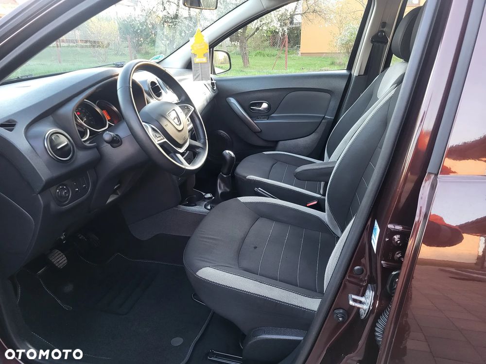 Dacia Sandero TCe 90 S&S Laureate - 11