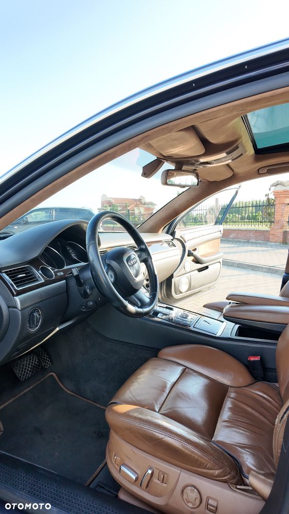 Audi A8 4.2 TDI Quattro - 12