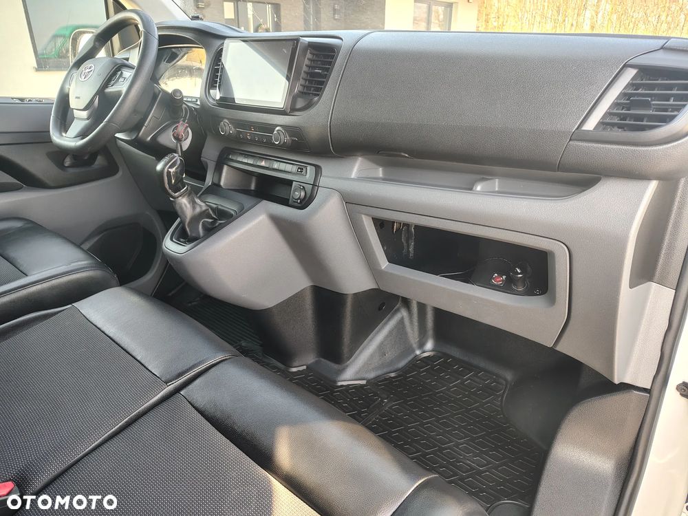 Toyota Proace - 15