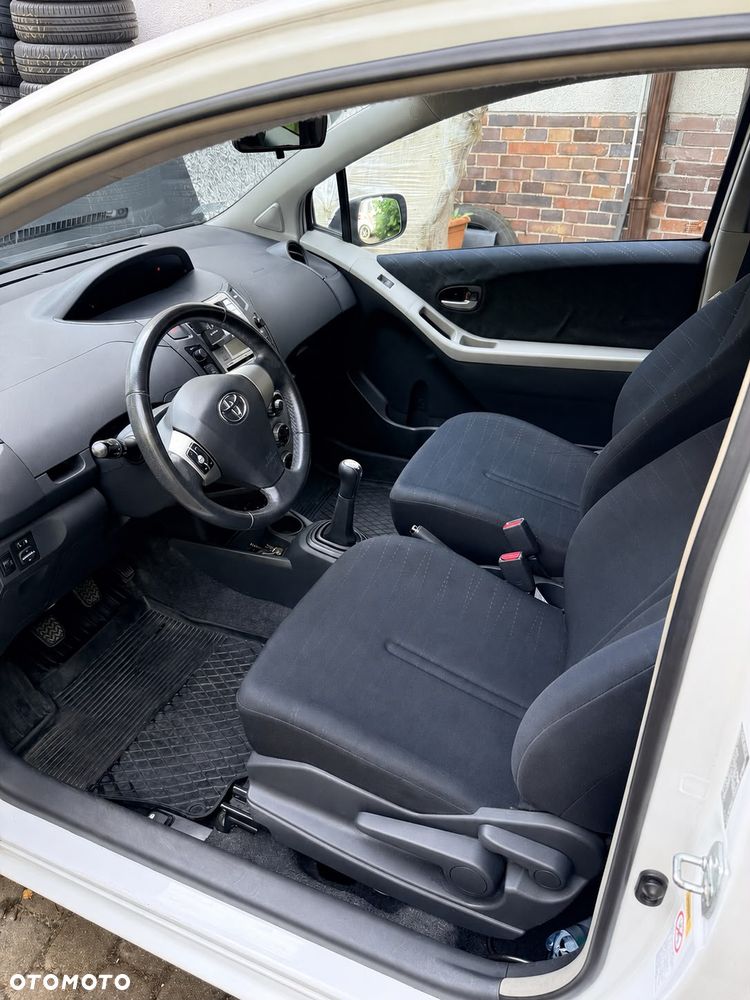 Toyota Yaris 1.4 D-4D Edition - 7