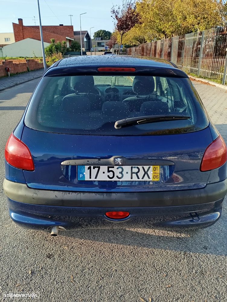 Peugeot 206 1.1 XT - 2
