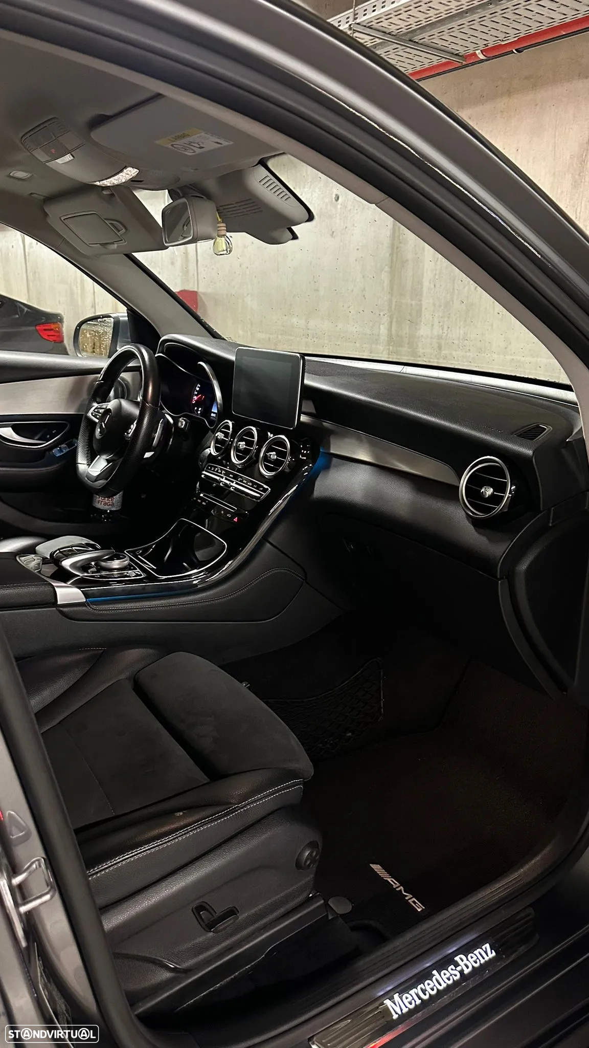 Mercedes-Benz GLC 250 d 4Matic 9G-TRONIC AMG Line - 10