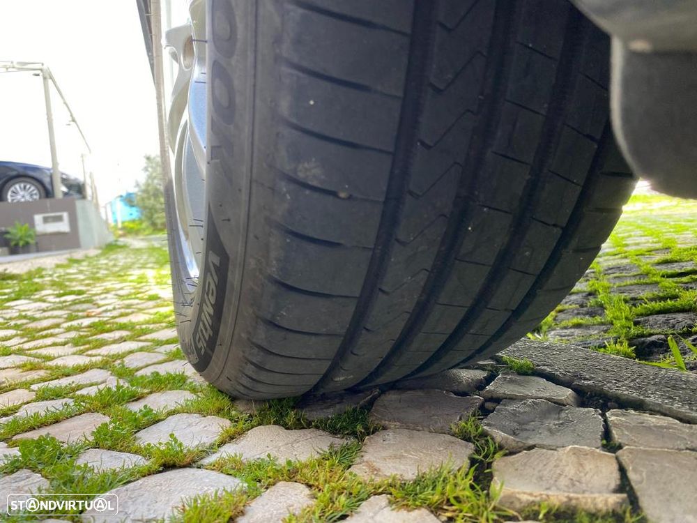 Mercedes-Benz E 220 CDI Auto Avantgarde - 32