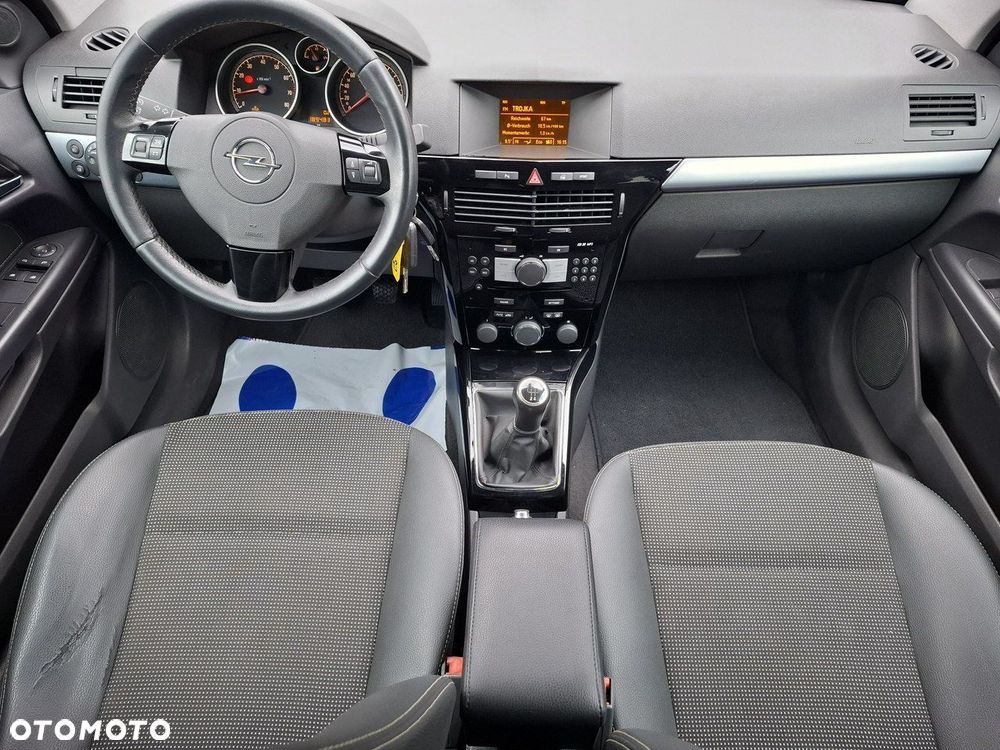 Opel Astra 1.8 Innovation - 15