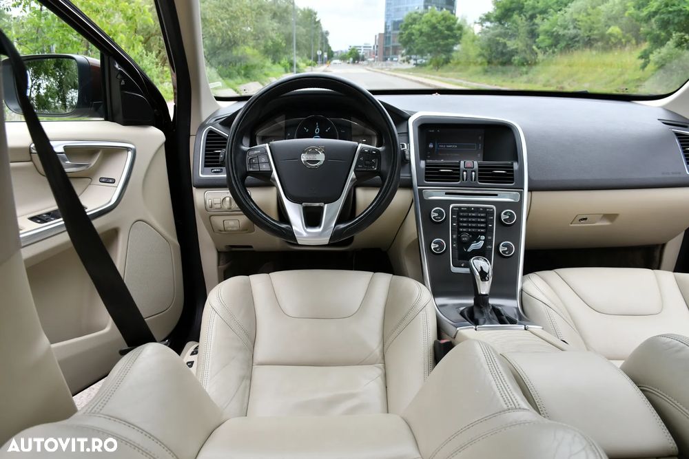 Volvo XC 60 D3 Geartronic Summum - 30