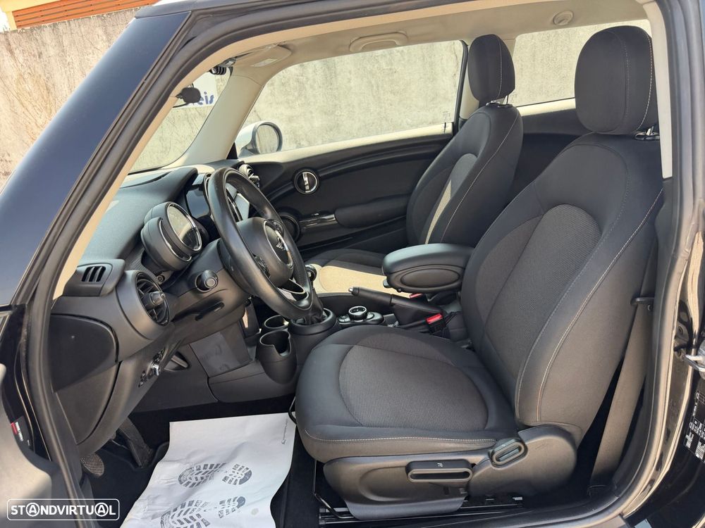 MINI 3 Portas Cooper D - 8