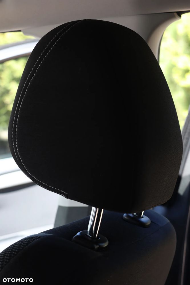 Citroën C4 PureTech e-THP 130 Selection - 17