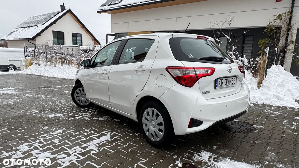 Toyota Yaris 1.5 Active - 10