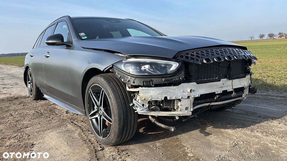 Mercedes-Benz Klasa C 300 e T 9G-TRONIC AMG Line Advanced - 16