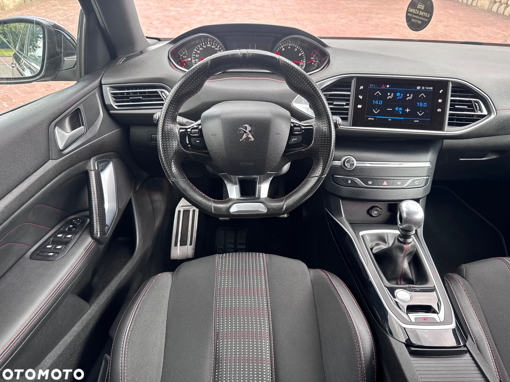 Peugeot 308 1.2 PureTech Allure S&S - 29