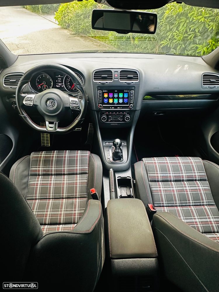 VW Golf 2.0 GTI DSG - 11