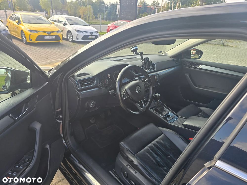 Skoda Superb ver-2-0-tdi-ambition - 10