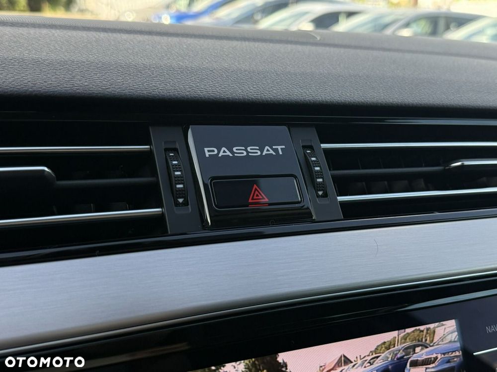 Volkswagen Passat 2.0 TSI Elegance DSG - 25