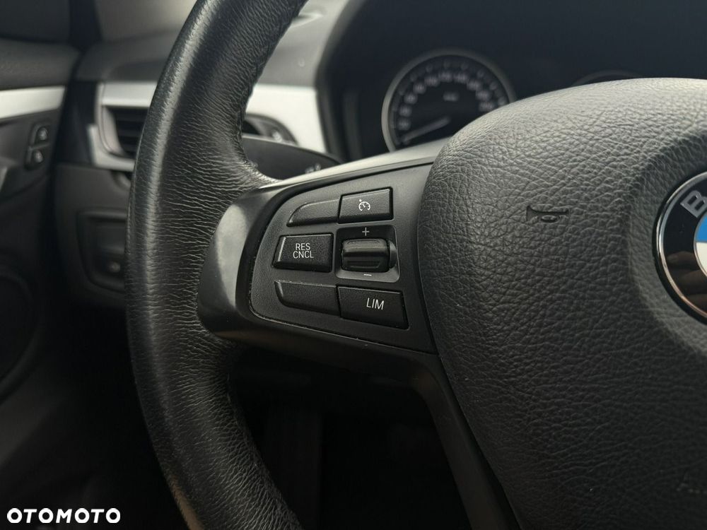 BMW X1 sDrive18i GPF xLine - 18