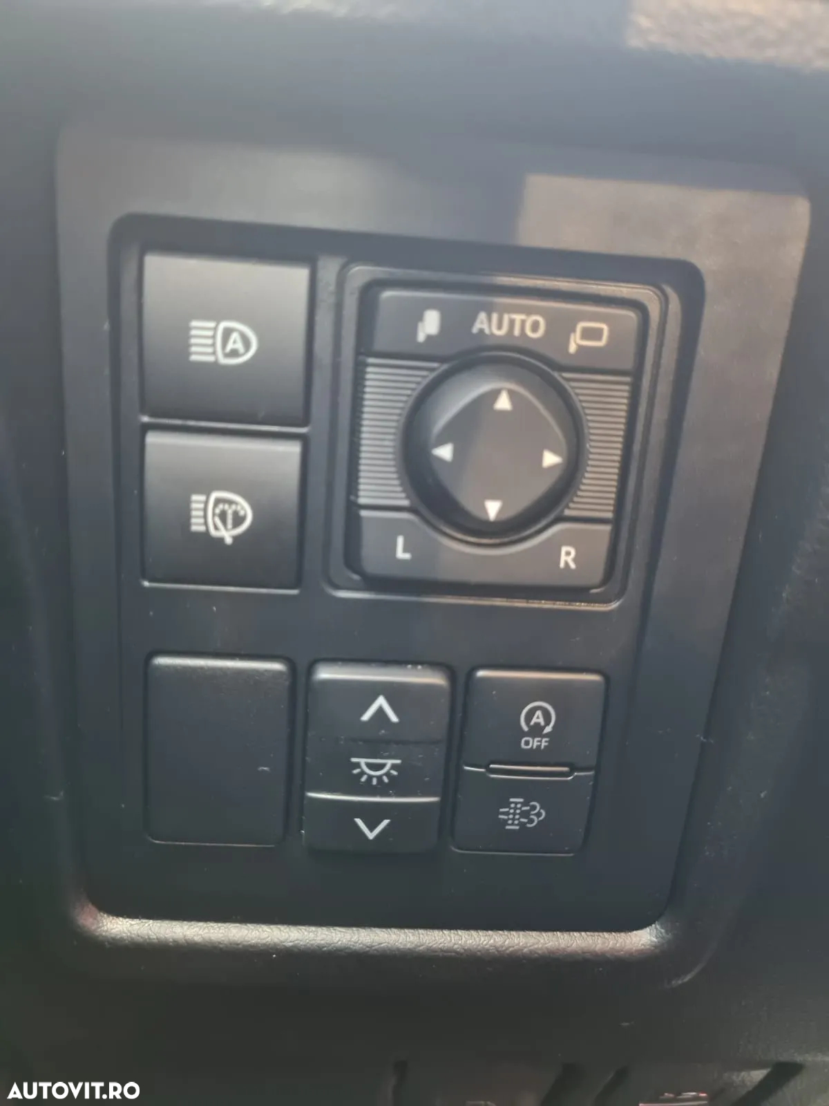 Toyota Land Cruiser 2.8l D-4D 204 CP A/T 7 locuri Executive - 14