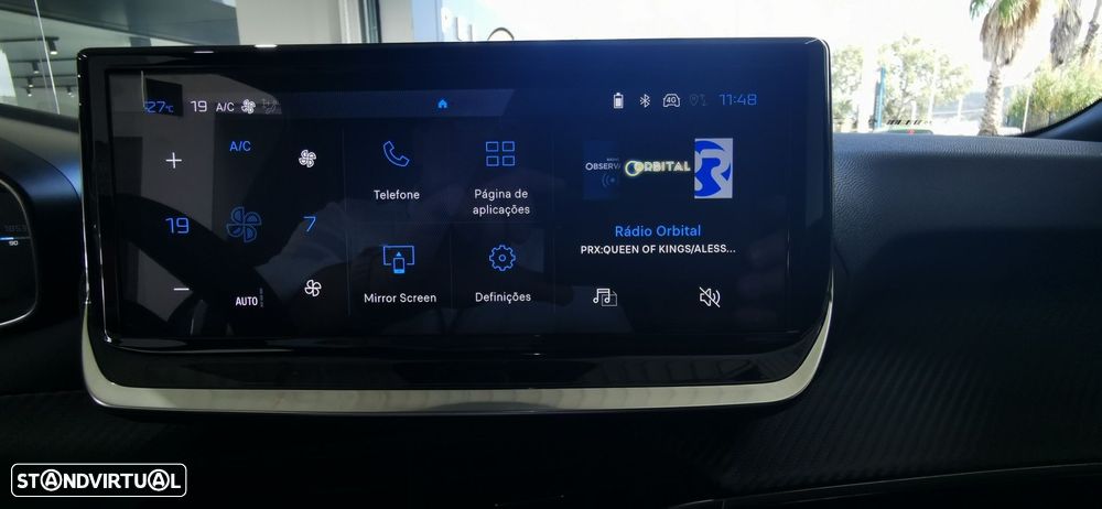 Peugeot 2008 1.2 Allure - 11