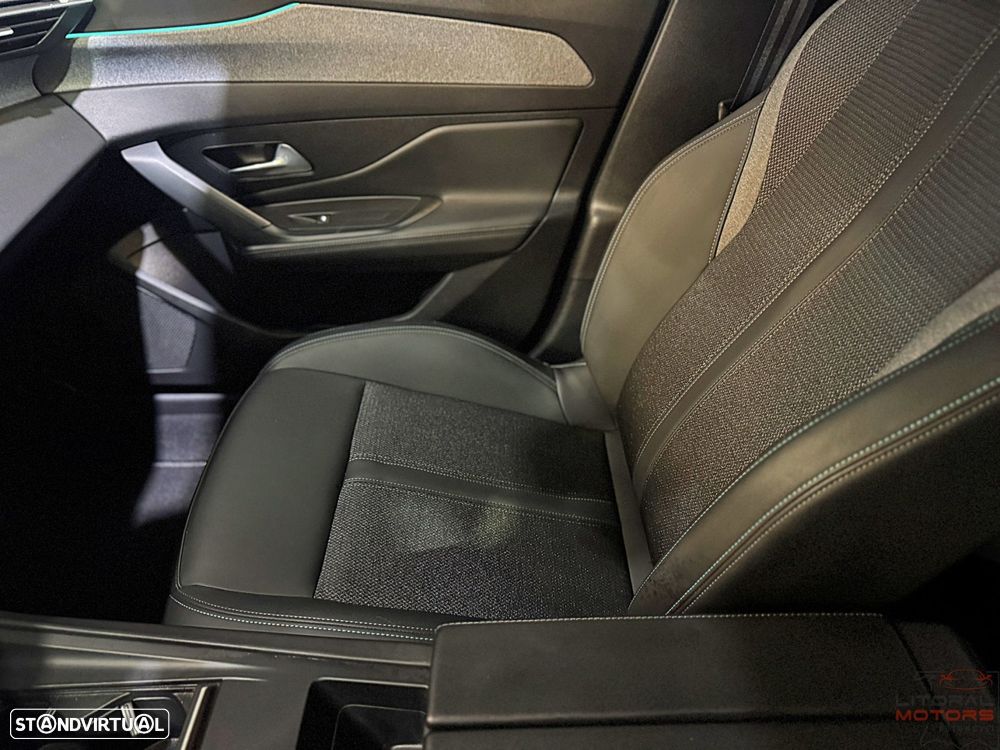 Peugeot 308 SW 1.2 PureTech Allure Pack EAT8 - 21