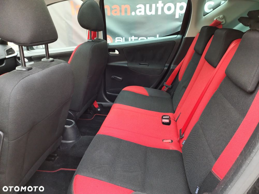 Peugeot 207 95 VTi Premium - 13