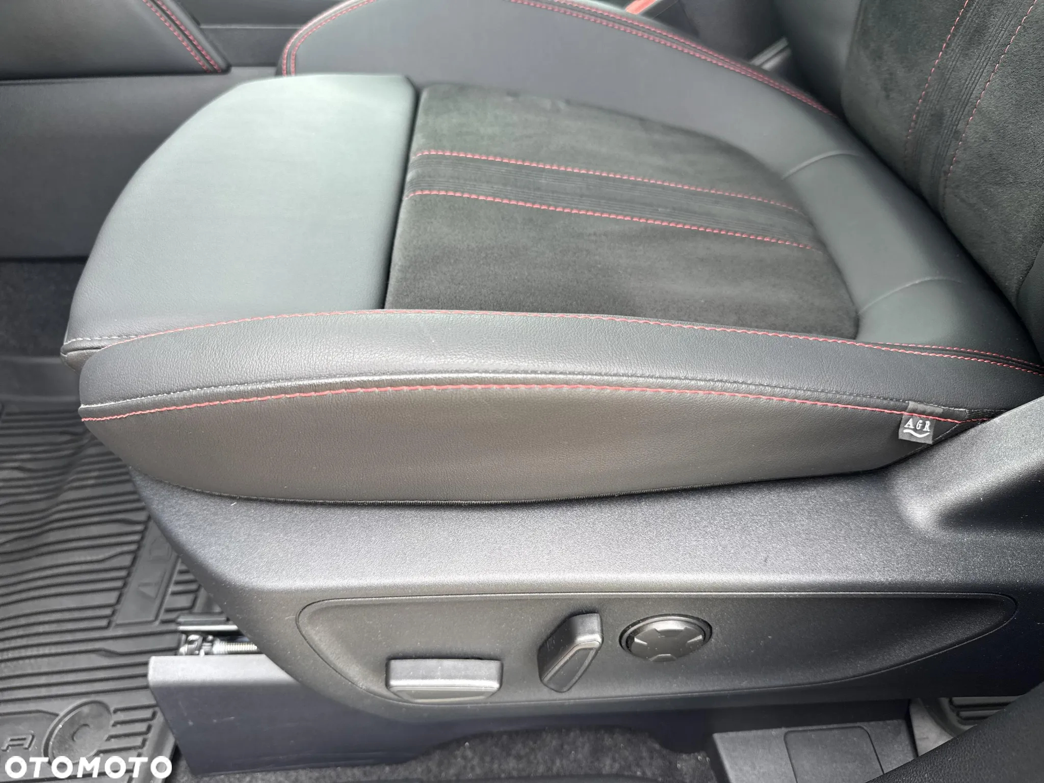 Ford Kuga 2.5 FHEV AWD ST-Line X - 10