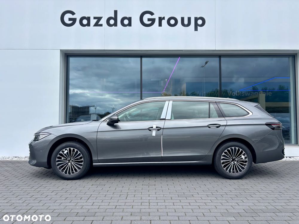 Volkswagen Passat Variant 1.5 TSI ACT mHEV Elegance DSG - 2