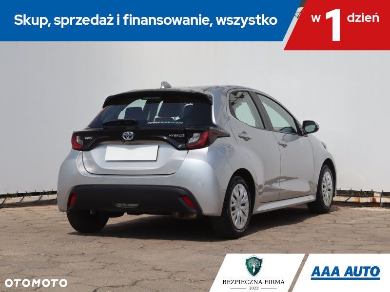 Toyota Yaris - 7