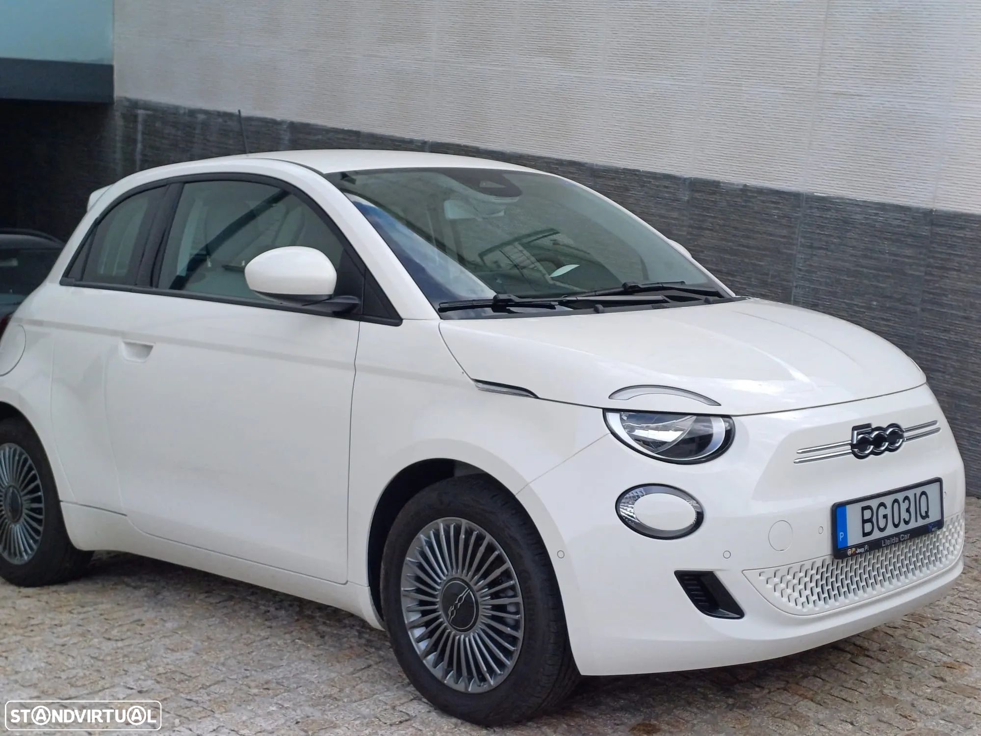 Fiat 500e Icon - 1
