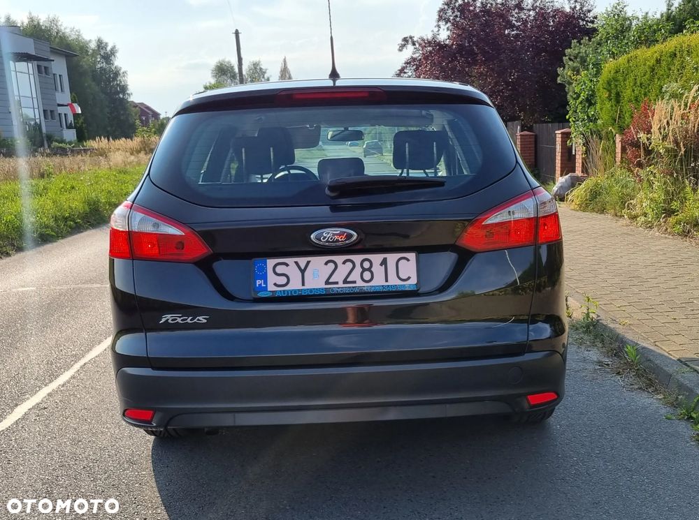 Ford Focus 1.6 Trend - 6