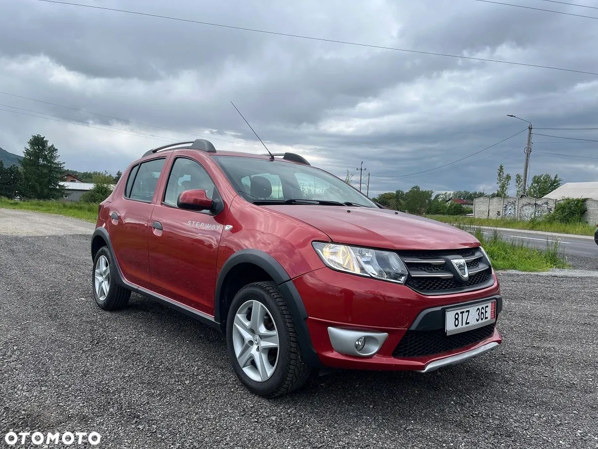 Dacia Sandero Stepway TCe 90 (S&S) Celebration - 1