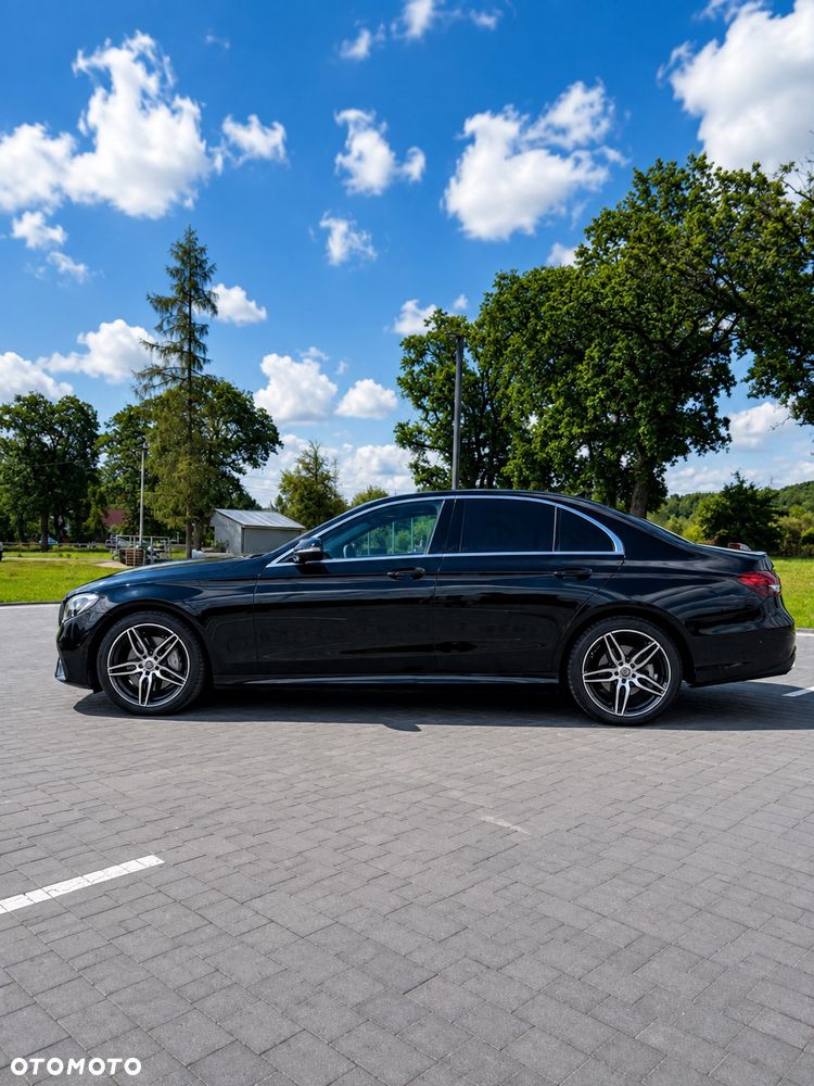 Mercedes-Benz Klasa E 220 d 4-Matic AMG - 2