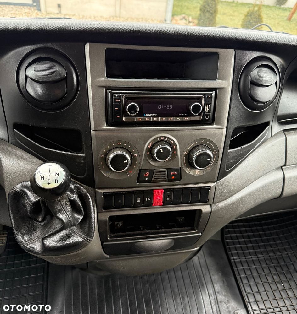 Iveco DAILY 35C15, 3.0HPI AUTOMAT,L3H2, hak 3,5t, klima tempomat - 15