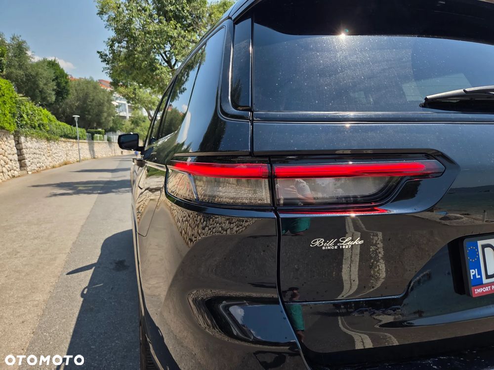 Jeep Grand Cherokee - 15