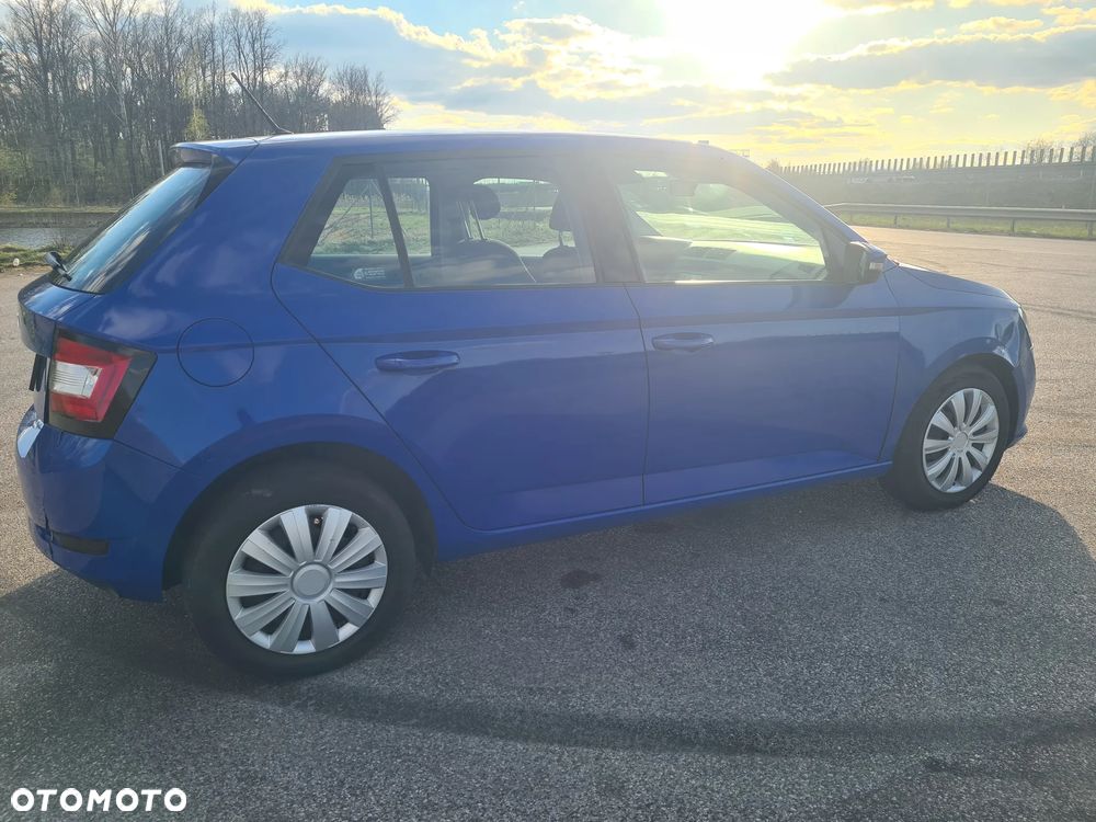 Skoda Fabia - 10