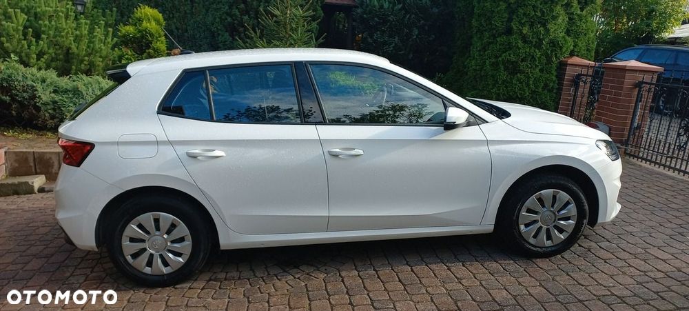 Skoda Fabia 1.0 MPI Essence - 22