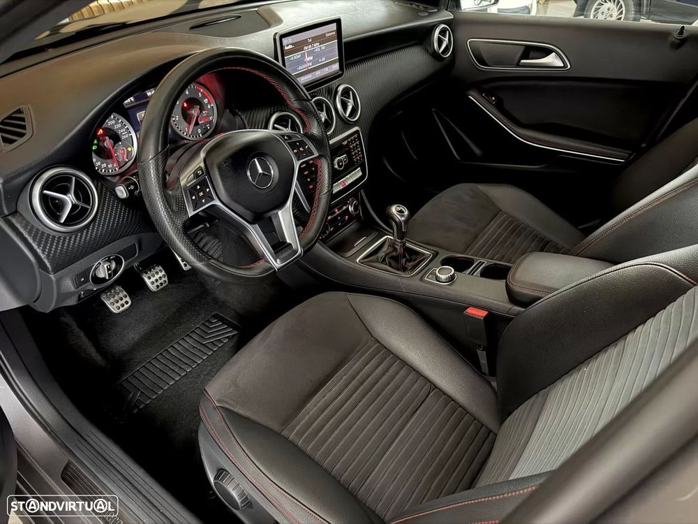 Mercedes-Benz A 180 d AMG Line - 26