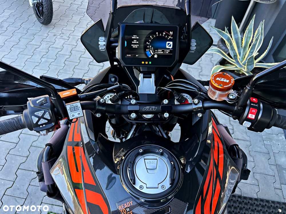 KTM Super Adventure - 34