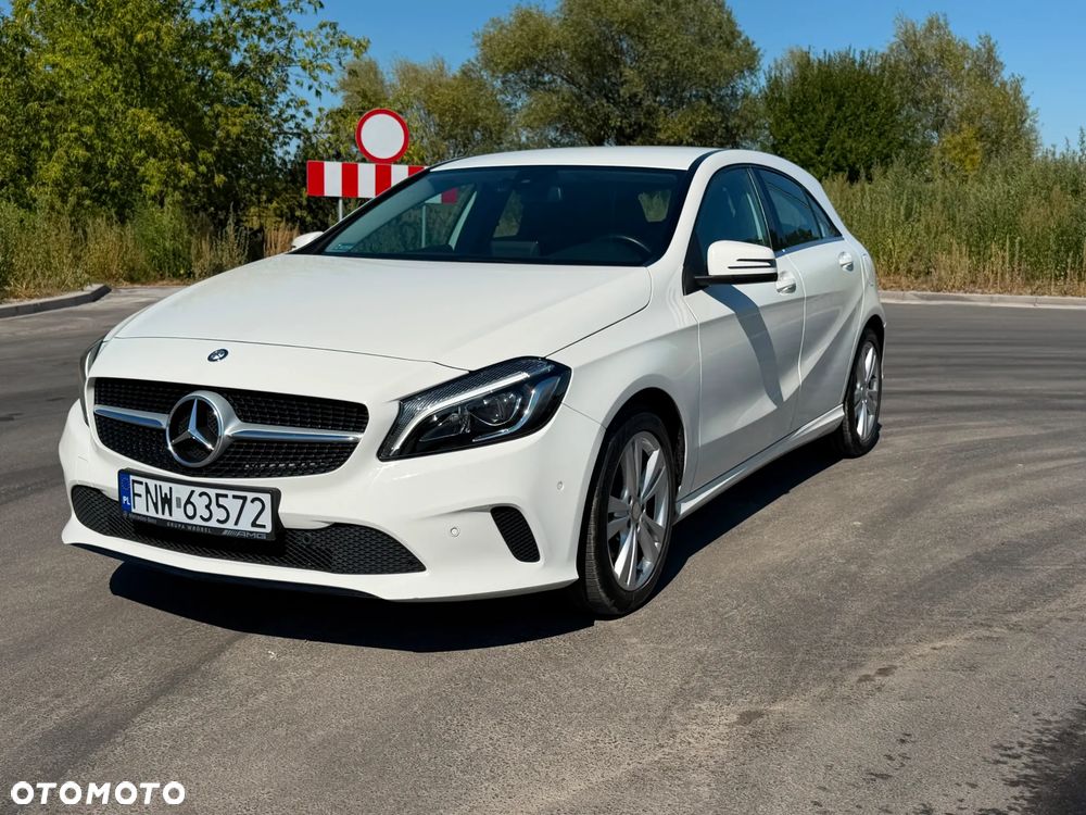 Mercedes-Benz Klasa A 180 7G-DCT Style - 4