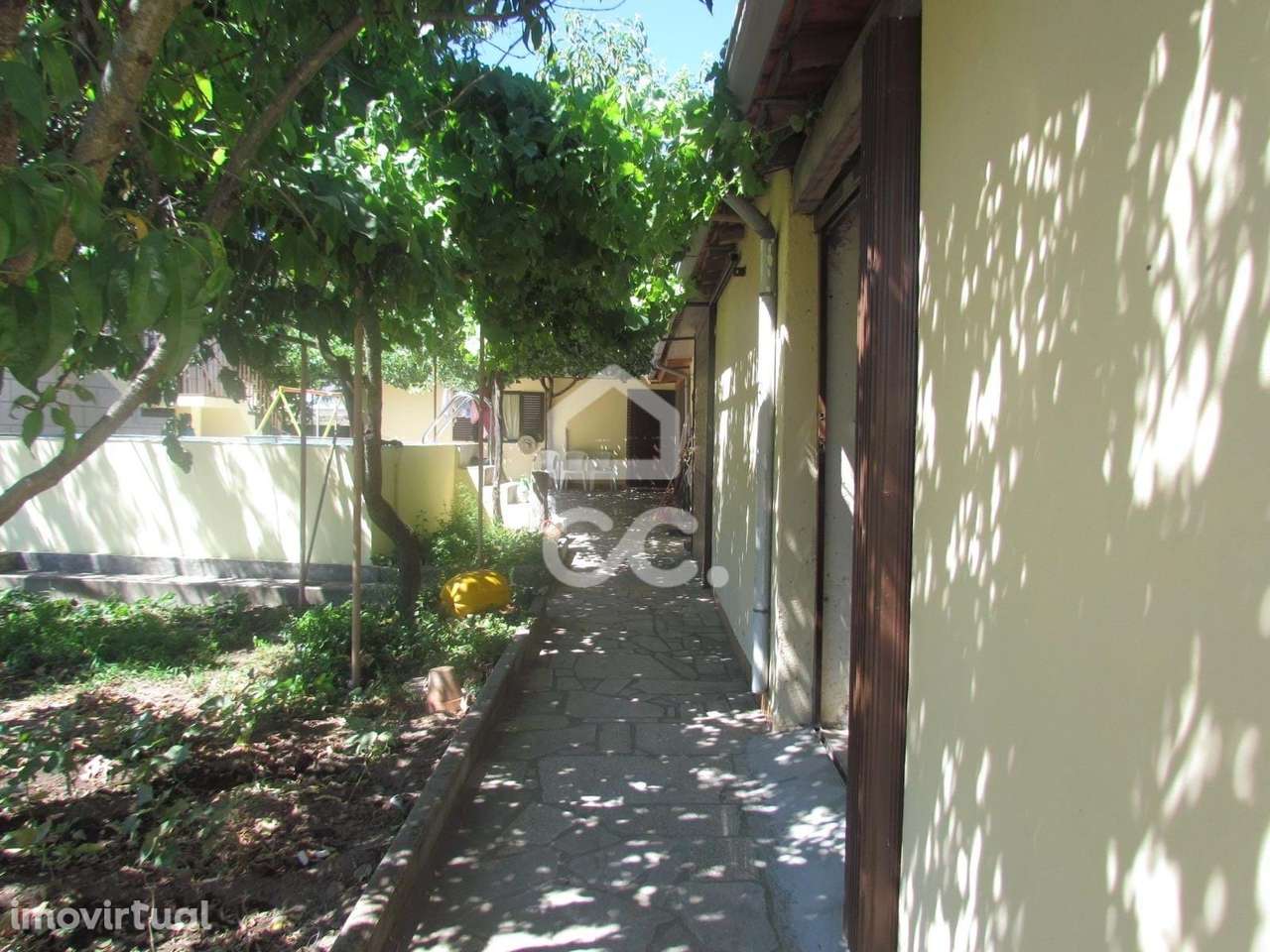 Quinta com moradia V3+1 a 12 km do centro da cidade de Chaves - Grande imagem: 4/19