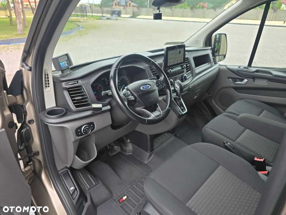 Ford TRANSIT CUSTOM CHŁODNIA +FUNKCJA GRZANIA + PODŁONCZENIE NA POSTOJU 230V  MODEL L2H2 340L-170 AUTOMAT 48 Tyś km SERWIS ASO FORD DO OSTATNIEGO Km SALON POLSKA BOGATA OPCJA WYPOSAŻENIA AUTOMAT KAMERA COFANIA + CZUJNIKI COFANIA LEDY METALIK ASYSTENTY KIEROWCY - 27