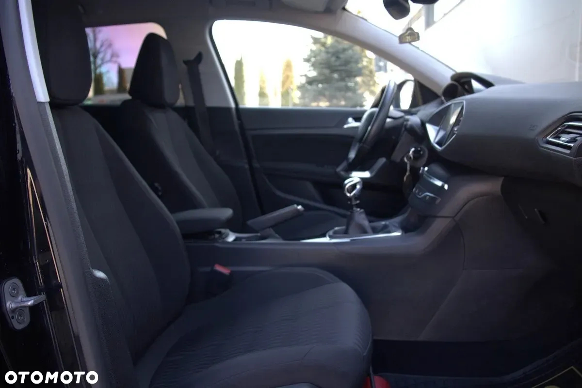 Peugeot 308 SW BlueHDi 120 Stop & Start Business-Line - 31