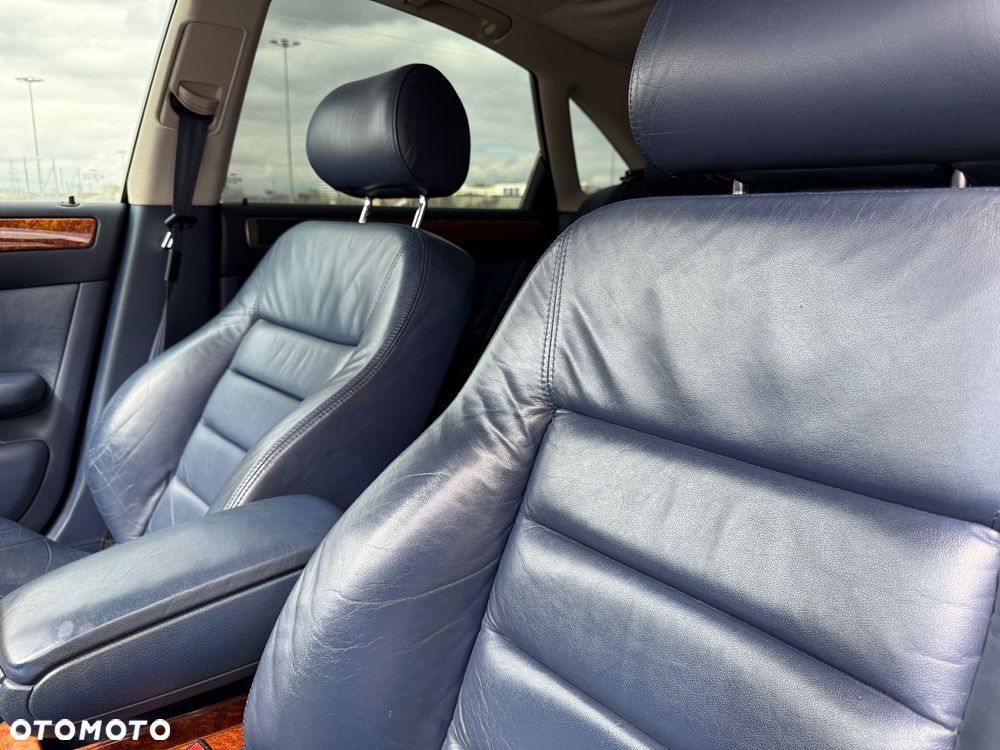 Audi A6 Limousine 4.2 quattro - 9