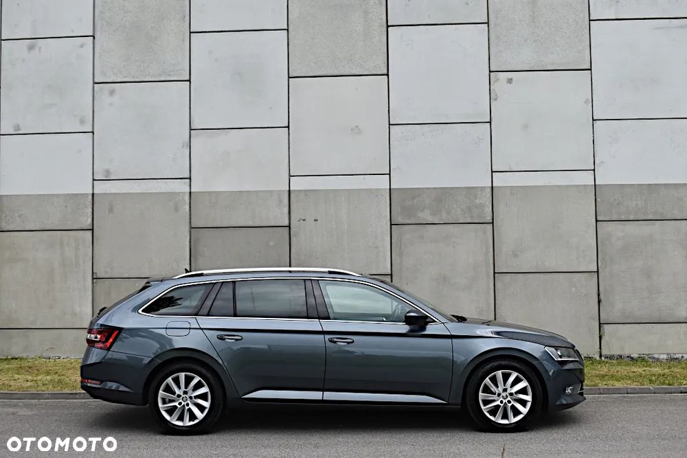 Skoda Superb 1.6 TDI Style - 10