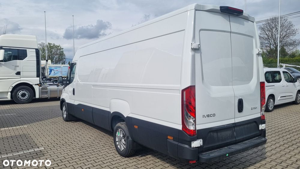 Iveco Daily 35S18HA8V 16m3 Leasing 0% 0% 0% - 6
