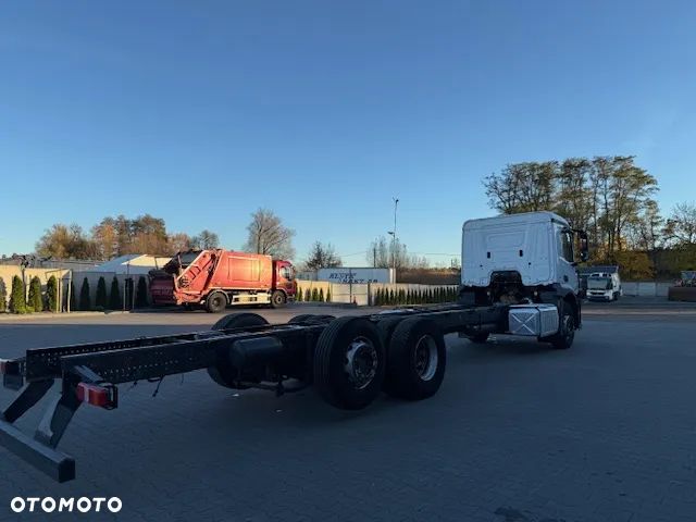 Mercedes-Benz Antos 2535 6x2 Rama pod zabudowę 9,5M Euro6 - 4