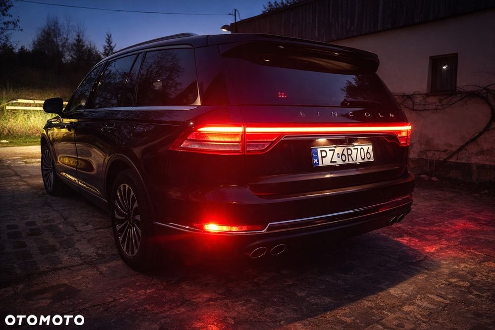 Lincoln Aviator - 8