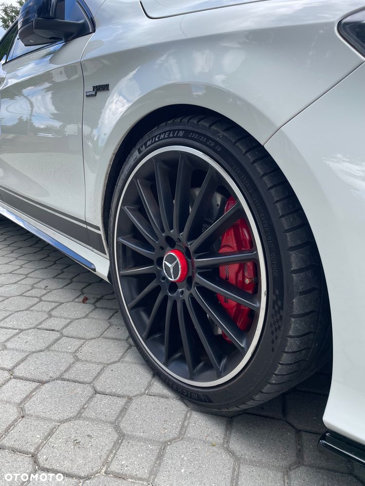 Mercedes-Benz CLA - 17